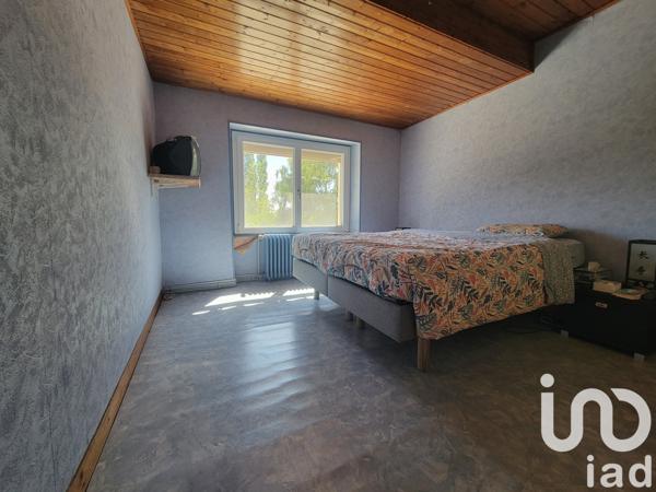 Maison à vendre 8 pièces 208 m² Saint-Pierre-du-Chemin