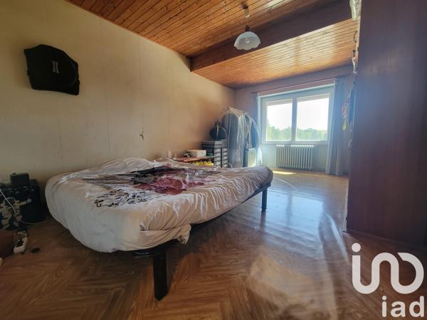 Maison à vendre 8 pièces 208 m² Saint-Pierre-du-Chemin