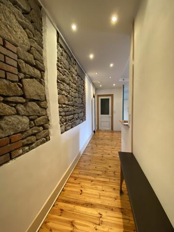 Appartement
         2 pièces
        - 54 m² Exclusivité 60 000 € *
