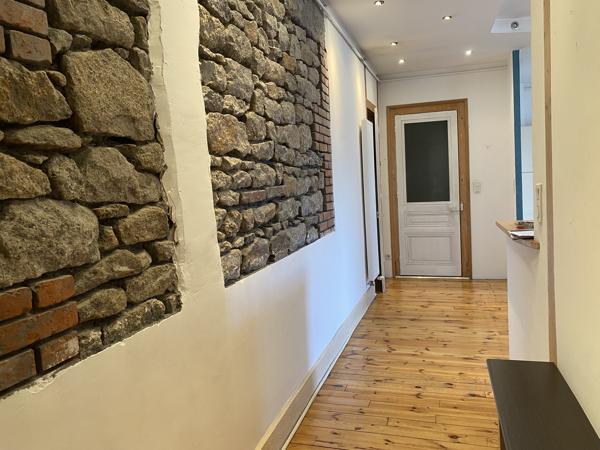 Appartement
         2 pièces
        - 54 m² Exclusivité 60 000 € *