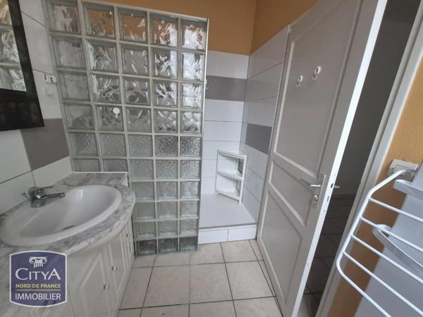 Appartement à louer 3 pièces 50.29m² Saint-Amand-les-Eaux (59230)