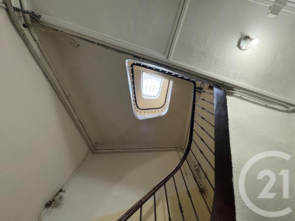 Immeuble à vendre  450 m2 MARSEILLE - 13004