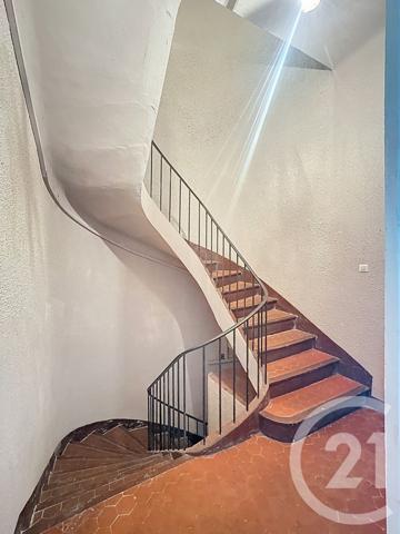 Immeuble à vendre  187,96 m2 TRETS - 13