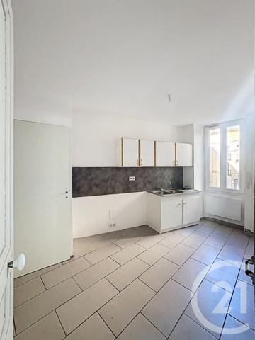 Immeuble à vendre  187,96 m2 TRETS - 13