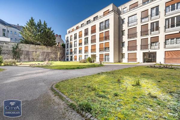 Appartement à louer 1 pièce 16.87m² Blois (41000)