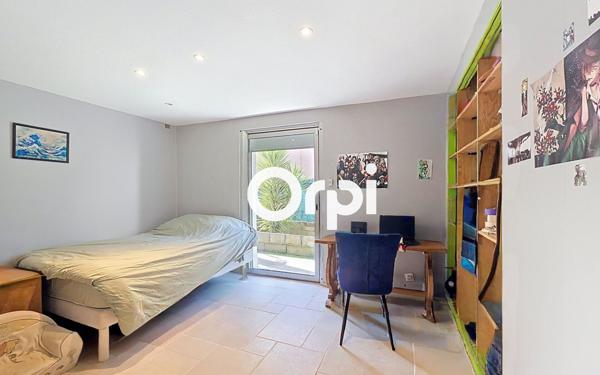 Maison à vendre    7 pièces • 181 m2 Six-Fours-les-Plages