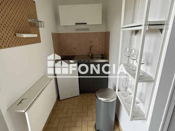 Location Studio meublé 22.21 m² - 42 RUE DE BUFERON Rennes 35000
