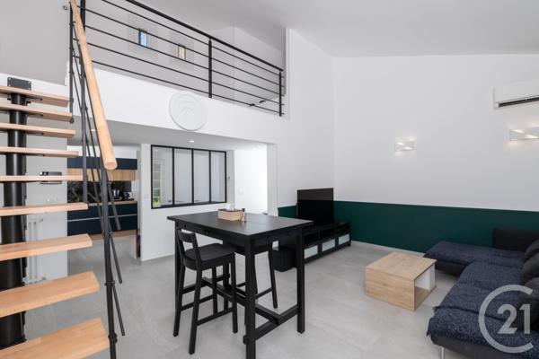 Maison à vendre  6 pièces - 191,95 m2 LA VALETTE DU VAR - 83