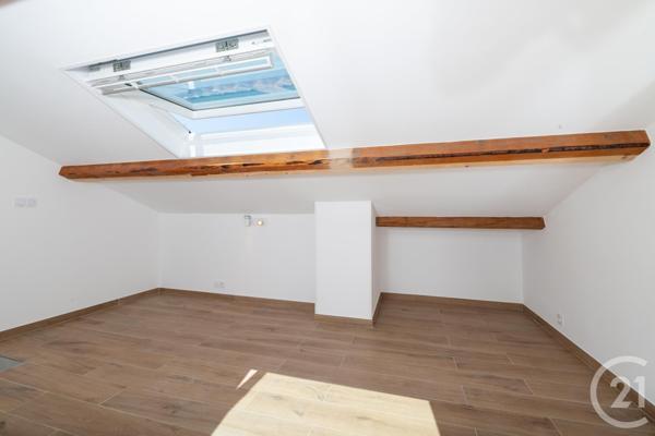 Maison à vendre  6 pièces - 191,95 m2 LA VALETTE DU VAR - 83