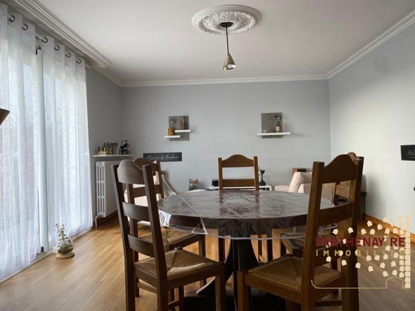 Maison sur sous sol T6