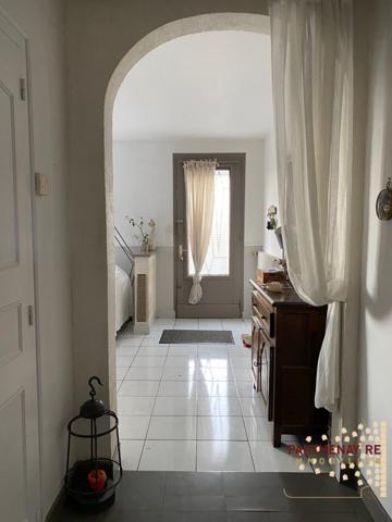 Maison sur sous sol T6