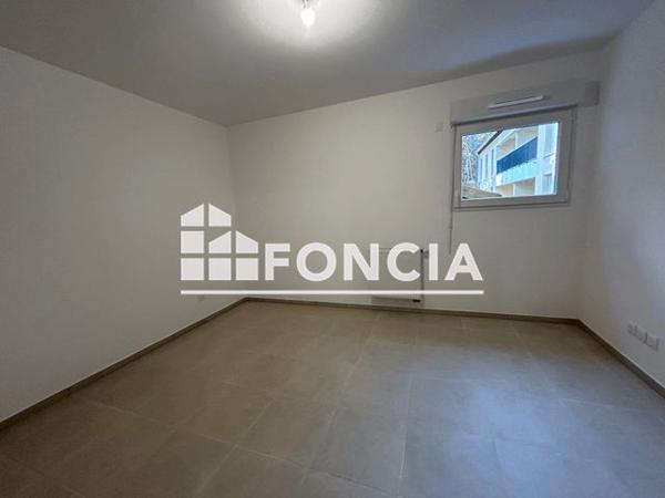 Location Appartement 2 pièces 52.9 m² - 300 RUE JOSEPH DONATI Rousset 13790