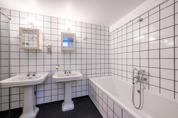 Maison au calme en impasse à Bègles