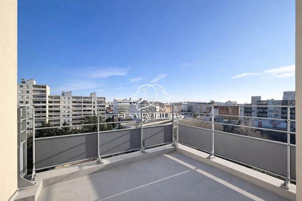 Appartement avec balcon et garage