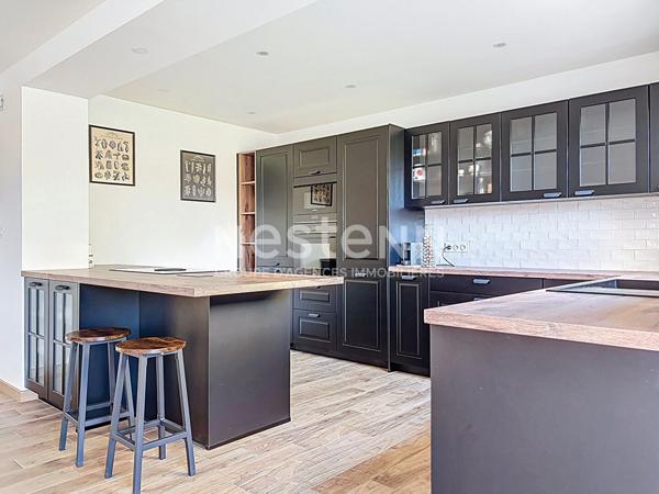 Maison récente de 2022 comprenant 4 chambres + bureau à vendre au Bignon