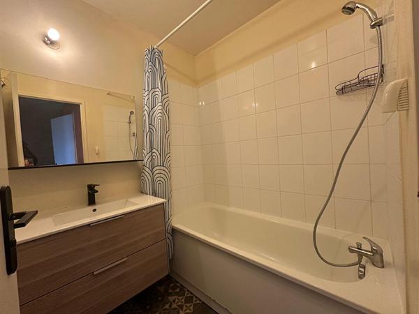 Appartement Mantes La Ville 3 pièce(s) 58.87 m2