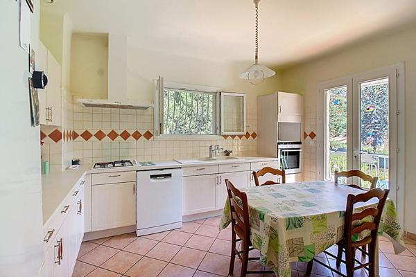 A VENDRE ! Maison Draguignan 6 pièces 170 m² avec garage et piscine