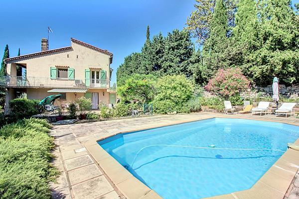 A VENDRE ! Maison Draguignan 6 pièces 170 m² avec garage et piscine