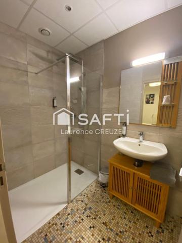 Hôtel restaurant Val de Cusance, 7 chambres, 2 salles de restaurant, terrasse, tuyé, vivier et 2 appartements