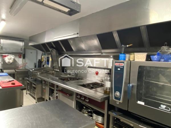 Hôtel restaurant Val de Cusance, 7 chambres, 2 salles de restaurant, terrasse, tuyé, vivier et 2 appartements