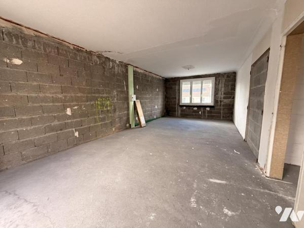 BOUGUENAIS GAUDINIERE - Appartement T2 avec balcon, jardin et parking à aménager