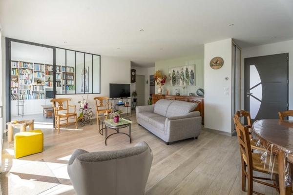 Maison à vendre |  Jonzac |  4 pièces | 100 m²