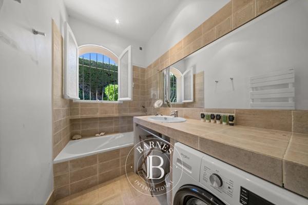 Théoule-sur-Mer, Villa 6 Chambres -  146 m² à vendre