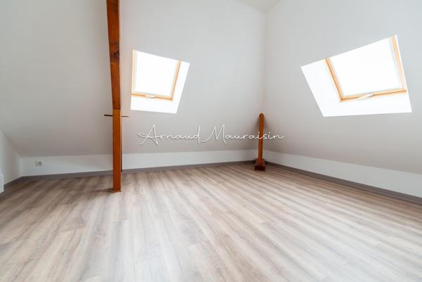 Duplex sans travaux avec 2 places de stationnement