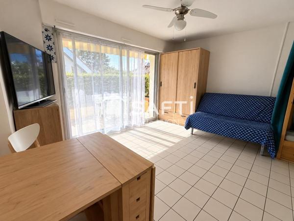 À 200 m de la plage, studio en rez de jardin exposé SO