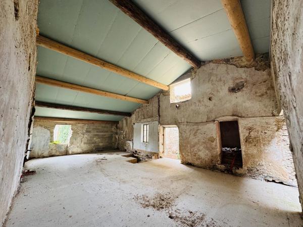EXCLUSIVITÉ JCL by eXp – Authentique maison bourgeoise à restaurer au cœur du Luberon