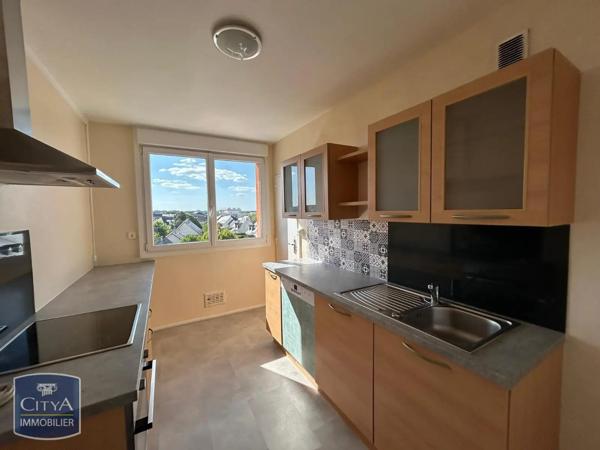 Appartement à louer 3 pièces 68.39m² Laval (53000)