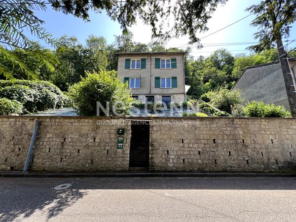 SAVONNIERES DEVANT BAR : Immeuble 2 appartements 72 et 74 m² , potentiel locatif