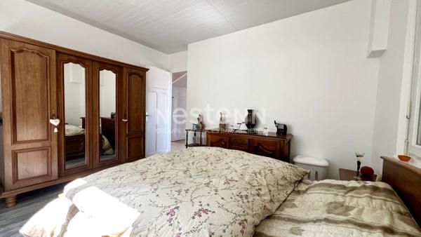 SAVONNIERES DEVANT BAR : Immeuble 2 appartements 72 et 74 m² , potentiel locatif