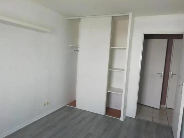 Appartement à louer 2 pièces 43.5m² Héricourt (70400)
