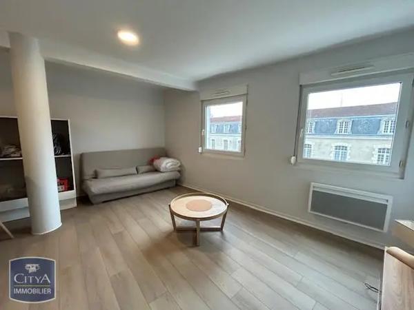 Appartement à louer 1 pièce 30.38m²