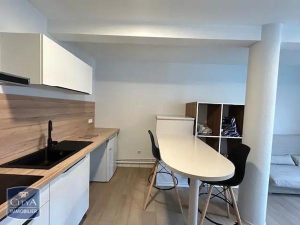 Appartement à louer 1 pièce 30.38m²