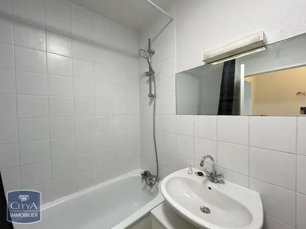 Appartement à louer 1 pièce 30.38m²