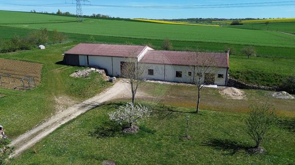 Local d’activité à vendre - Cosne-Cours-sur-Loire, Nièvre - 58