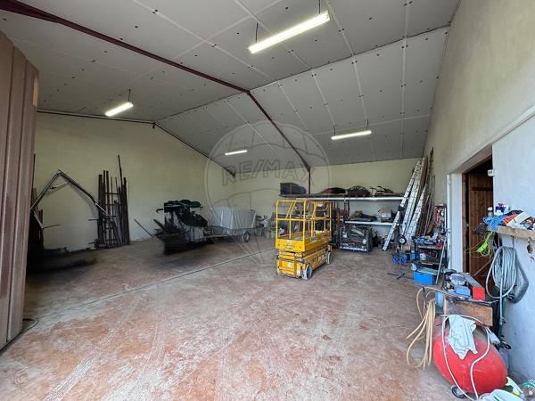 Local d’activité à vendre - Cosne-Cours-sur-Loire, Nièvre - 58