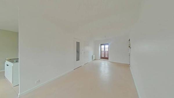 F2 AU CENTRE DE MARLHES