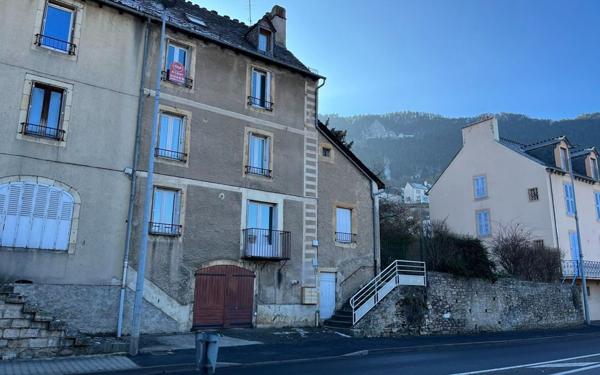 Appartement à louer    2 pièces •  Mende