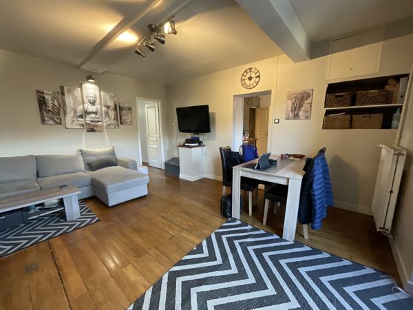 Nivolas-Vermelle (38300) Bel appartement T2 avec grande terrasse de 32 m² plein sud