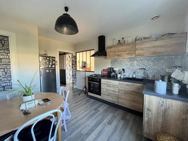 Maison à vendre 200 000 € Niort 6 p 151 m² DPE D