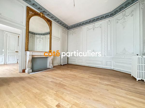 Vente Bureaux164 m² - 6 Pièces - ORLEANS (45000)