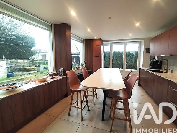 Maison à vendre 6 pièces 250 m² Saint-Maurice