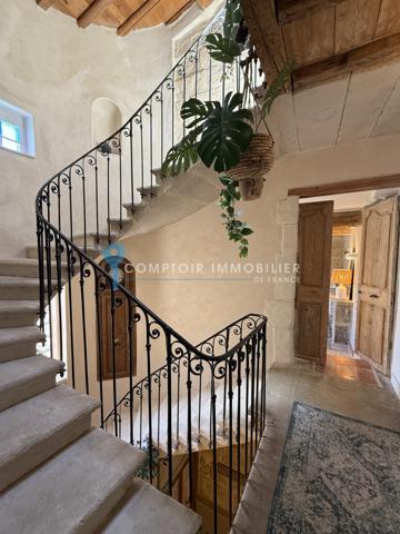 Maison de village
                                                                                                                                                                                                                                                                                                                        9 pièce(s)                                                                                                                                                                                                          6 chambre(s)                                                                                                                                                                                                          247  m²