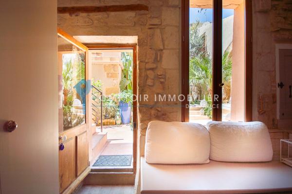 Maison de village
                                                                                                                                                                                                                                                                                                                        9 pièce(s)                                                                                                                                                                                                          6 chambre(s)                                                                                                                                                                                                          247  m²