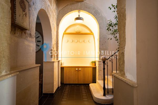Maison de village
                                                                                                                                                                                                                                                                                                                        9 pièce(s)                                                                                                                                                                                                          6 chambre(s)                                                                                                                                                                                                          247  m²