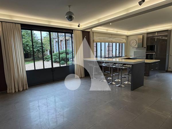 Loft 3 pièces 109 m2