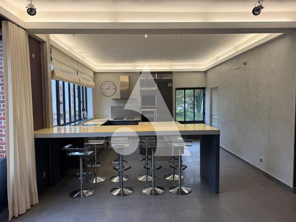 Loft 3 pièces 109 m2